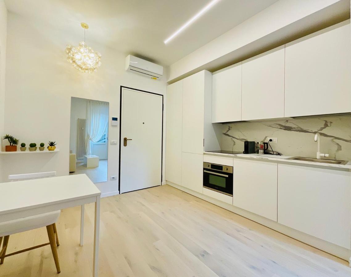 Apartment Suite - Charlize - In The Heart Of Milão Exterior foto